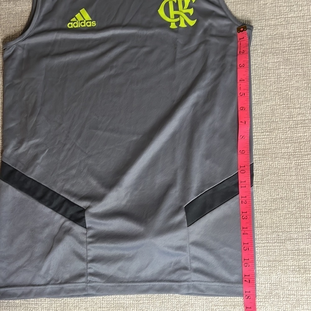 ⭐️ CR Flamengo football club sleeveless tshirt- size small - Picture 6 of 7